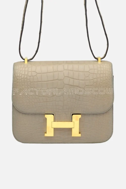 Hermes Constance 18