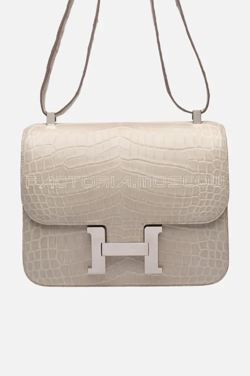 Hermes Constance 24