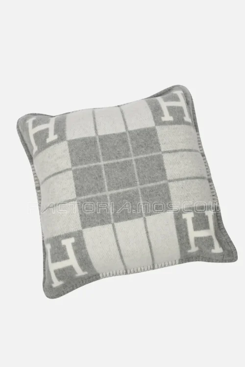 Hermes Cushion Avalon III PM H Ecru/Gris Clair Throw Pillow Set of Two