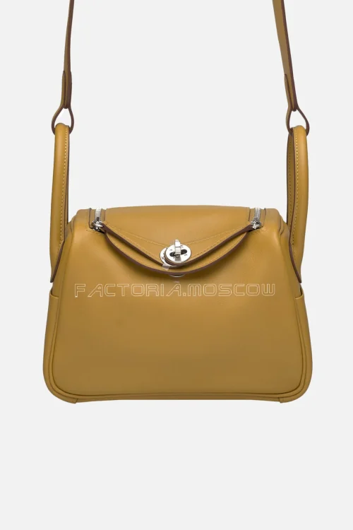 Hermès Lindy Mini 19