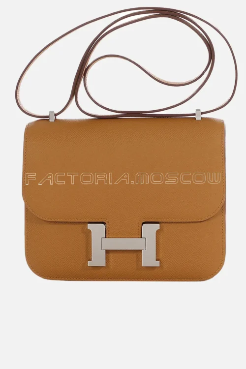 Hermès Constance 18