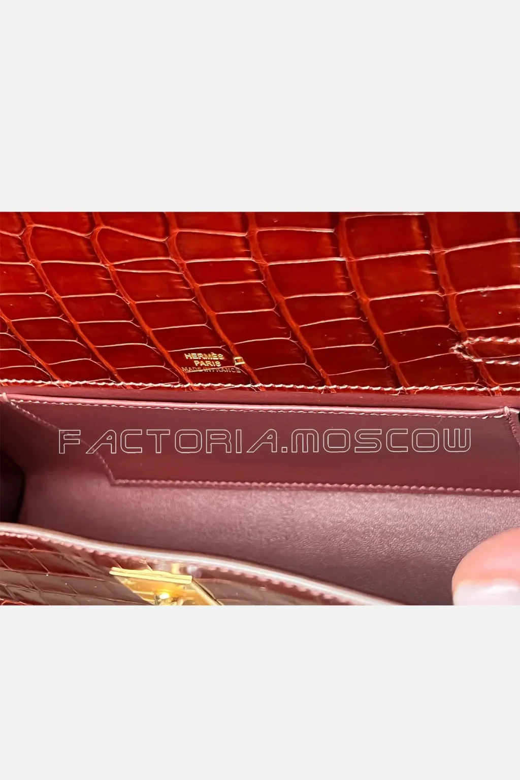 Hermes Kelly Pouchette Alligator lisse Colour Miel (Honey Brown) GHW
