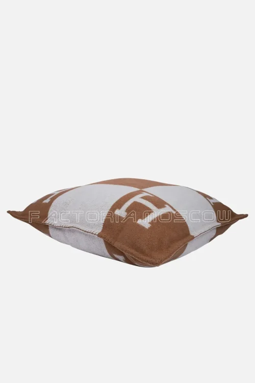 Hermes Pillow Avalon Camel / Ecru Large