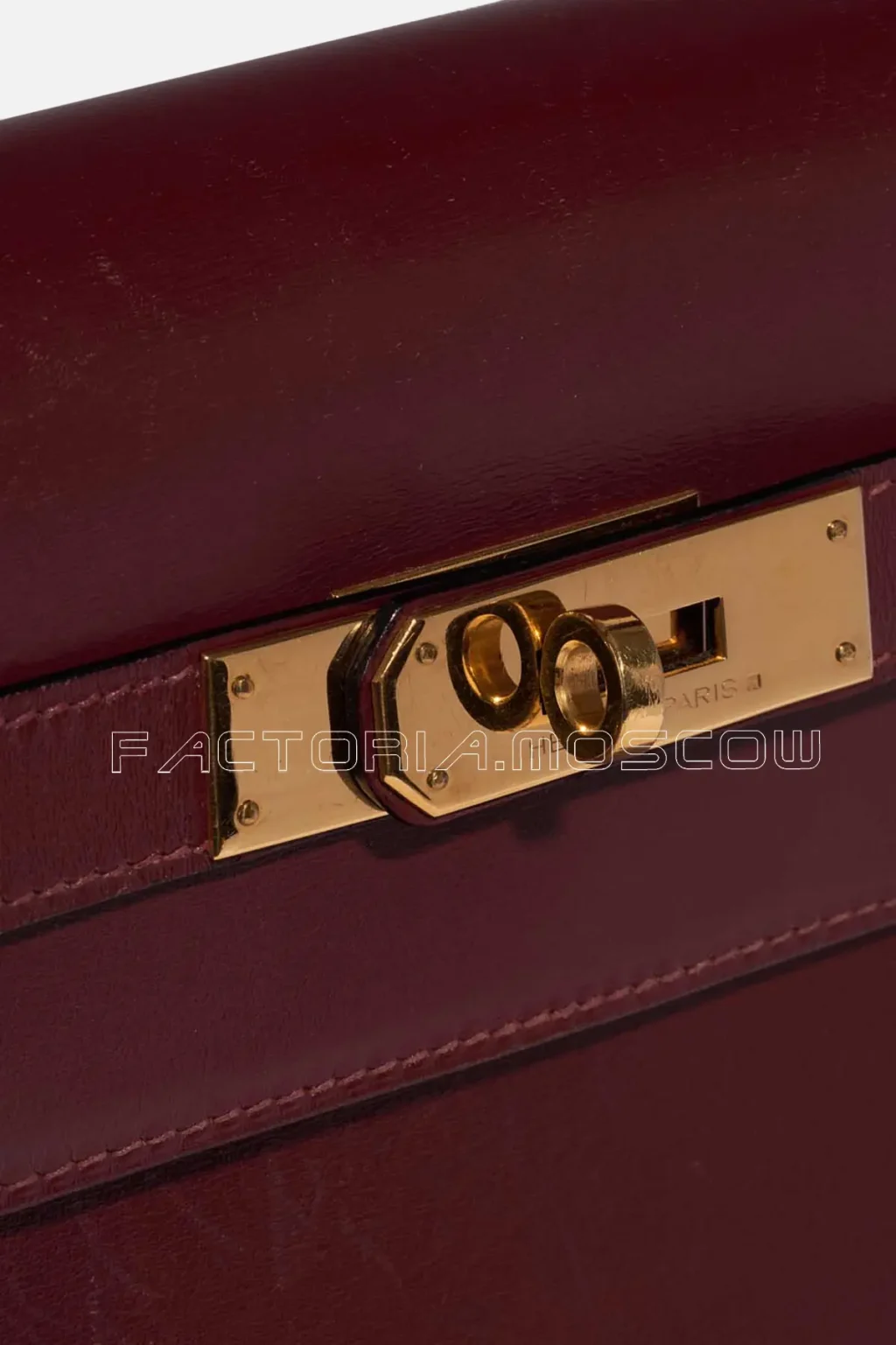 Hermès Kelly Sellier Vintage 32 Box Calf Colour Rouge H GHW