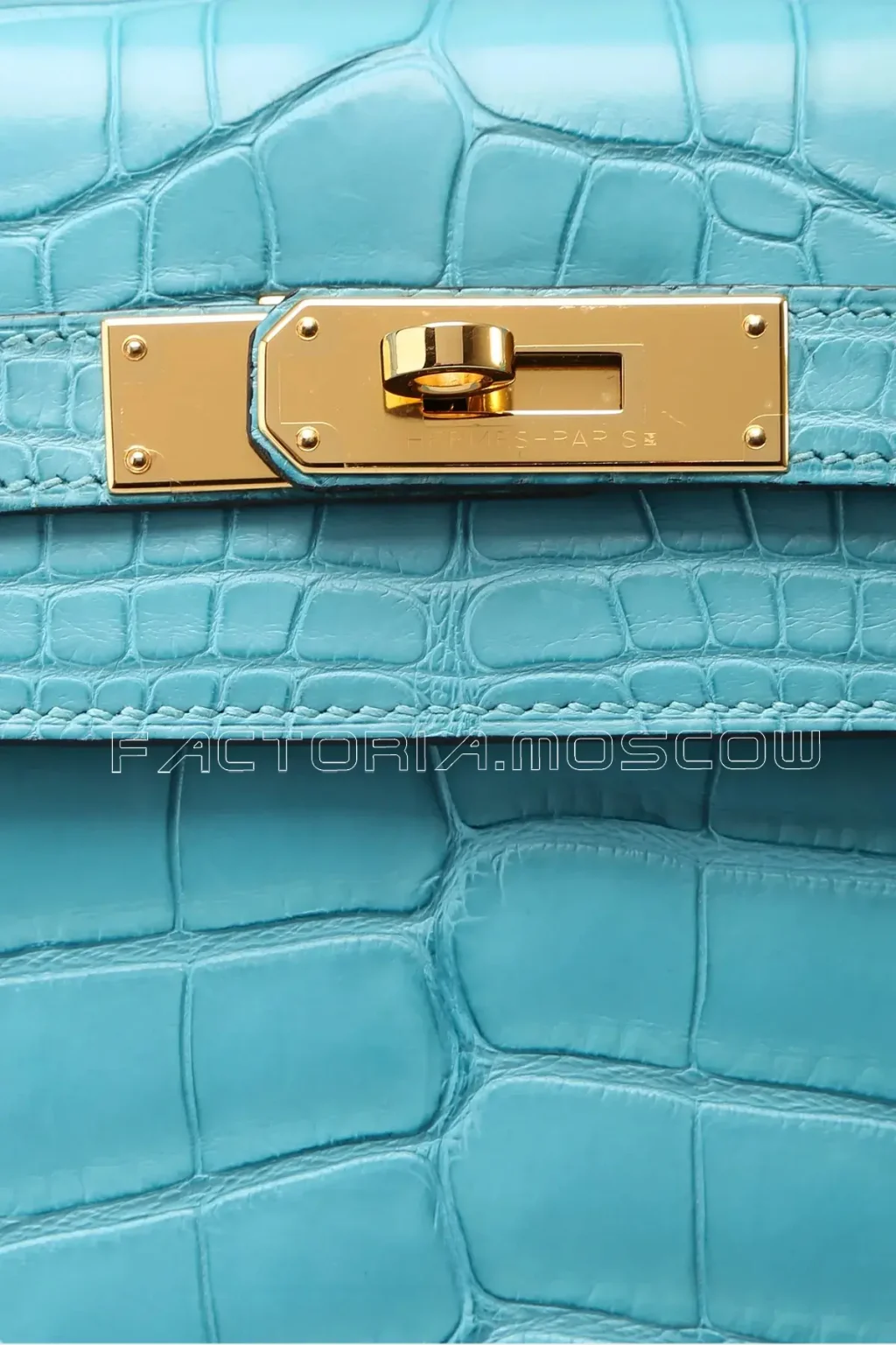 Hermes Kelly Retourne 32 Matte Alligator Colour Bleu Saint-Cyr GHW