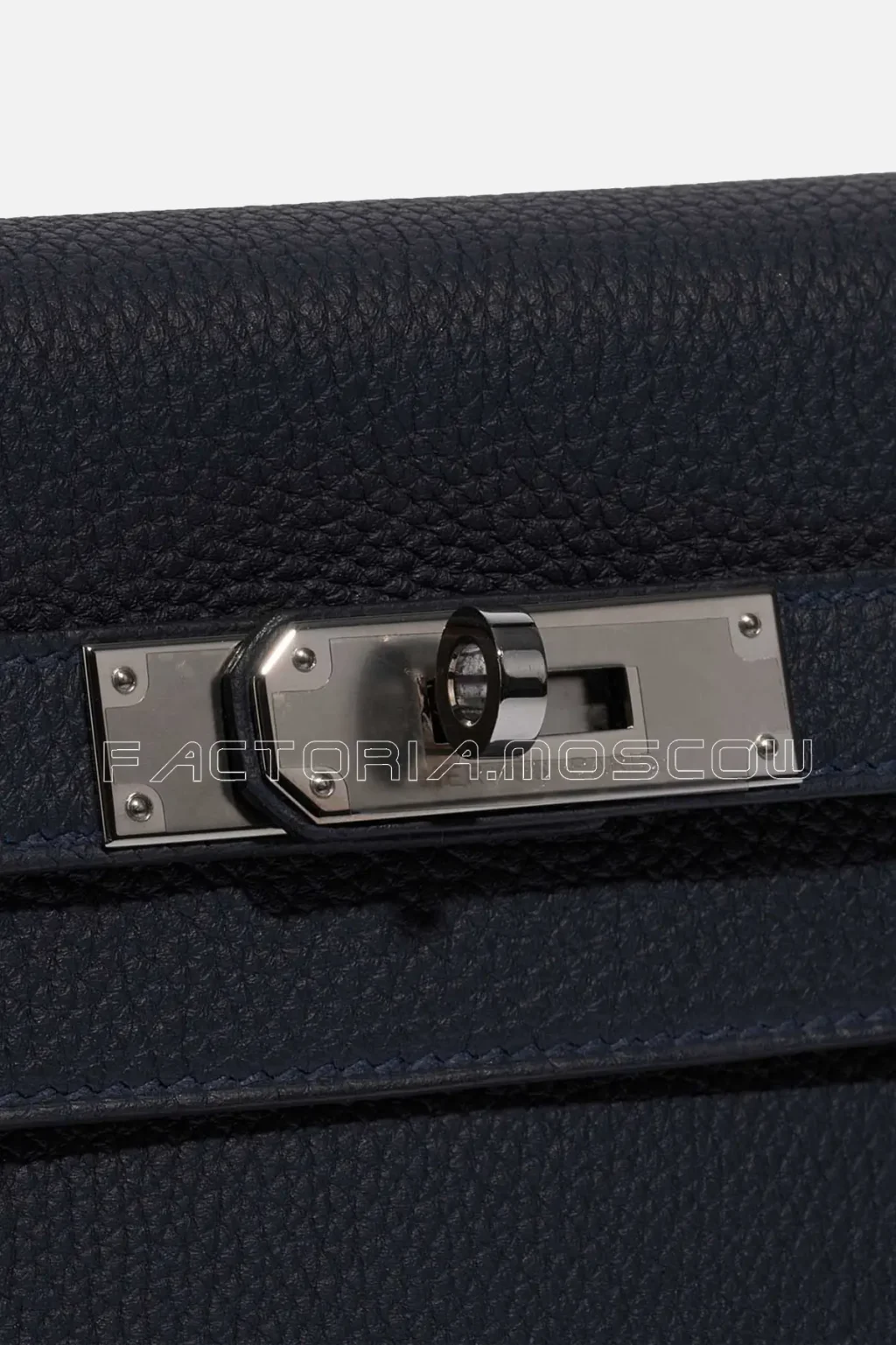 Hermès Kelly Retourne 28 Togo Colour Blue Nuit GHW