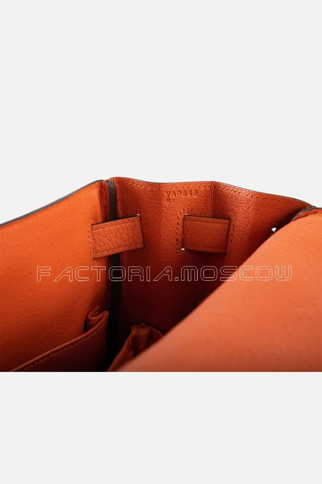 Hermes Kelly Retourne 28 Orange Togo Leather GHW