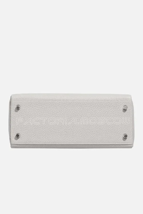 Hermès Kelly Retourne 28 Togo Gris Pâle PHW