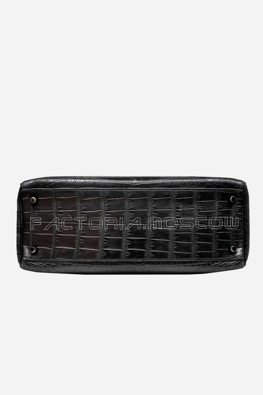 Hermès Limited Edition So Black Kelly Retourne 32 Black Matte Niloticus Crocodile Black Hardware