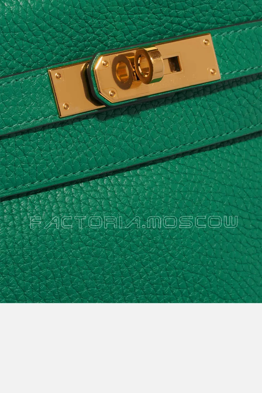 Hermès Kelly Retourne 28 Togo Colour Vert Menthe GHW