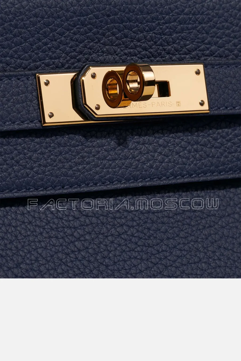 Hermès Kelly Retourne 28 Togo Blue Saphir GHW