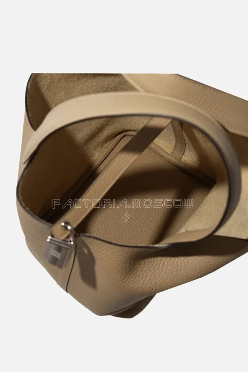 Hermès Picotin Lock 22 Trench Clemence PHW