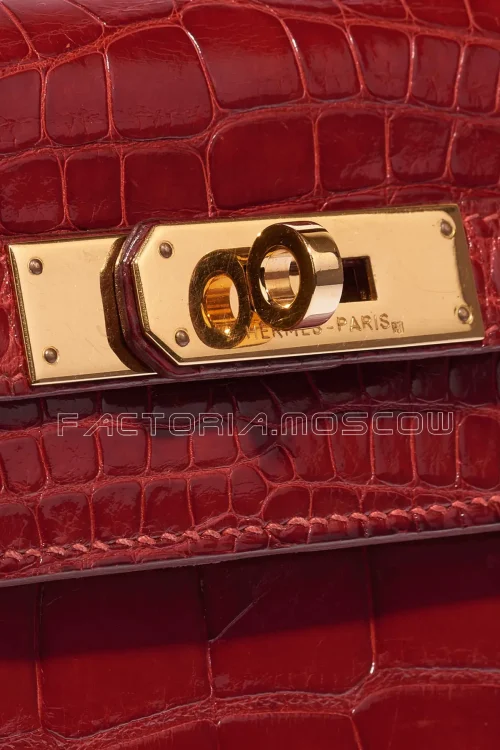 Hermès Kelly Sellier 28 Alligator Rouge Vif GHW