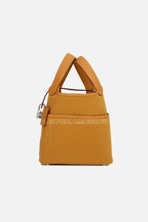 Swift/Toile Canvas