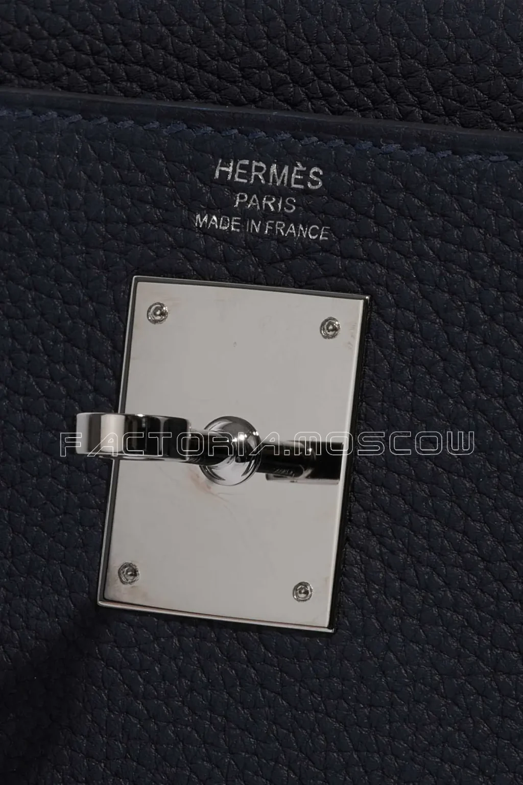 Hermès Kelly Retourne 28 Togo Colour Blue Nuit GHW