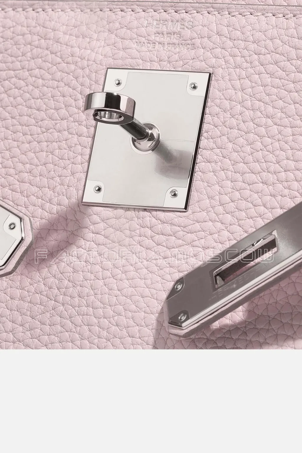 Hermès Kelly Retourne 28 Togo Colour Mauve Pale PHW