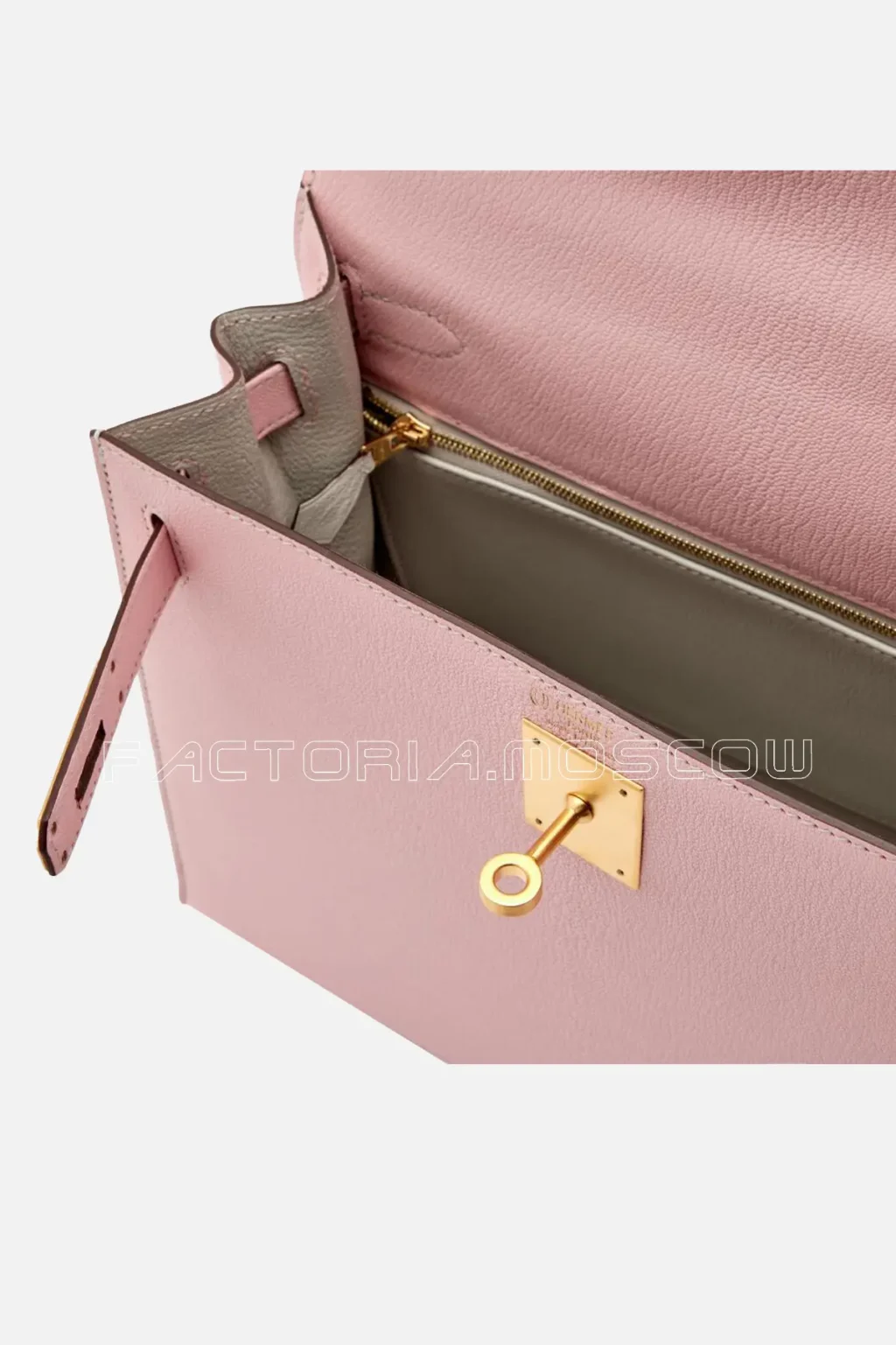 Hermès HSS Kelly Sellier 28 Rose Sakura/Gris Perle Chèvre Verso Brushed GHW