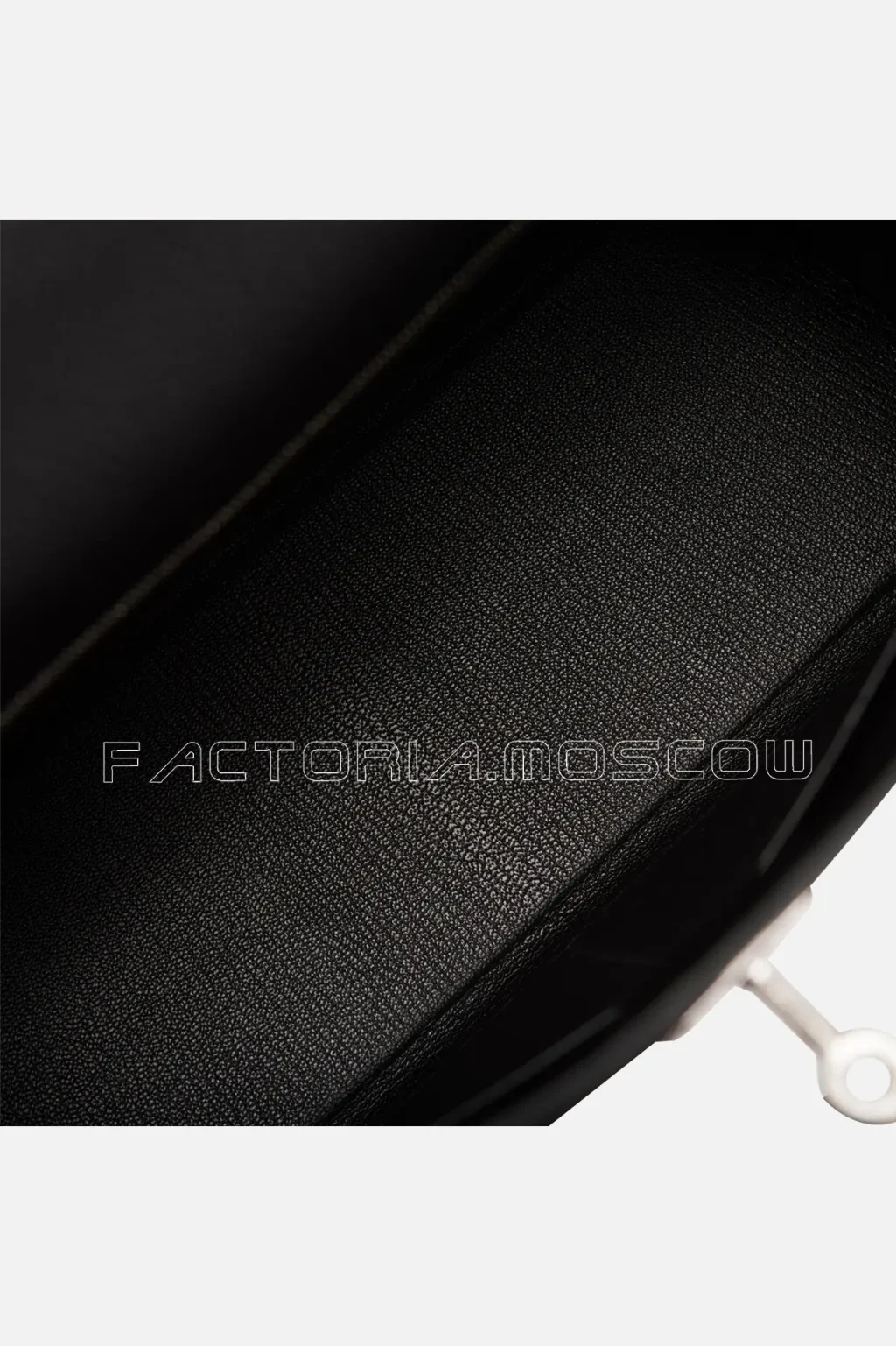 Hèrmes Retourne Kelly 32 Togo Colour Black PHW