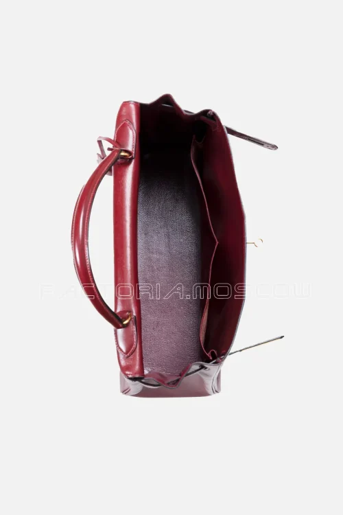 Hermès Kelly Retourne 32 Box Calf Colour Burgundy GHW