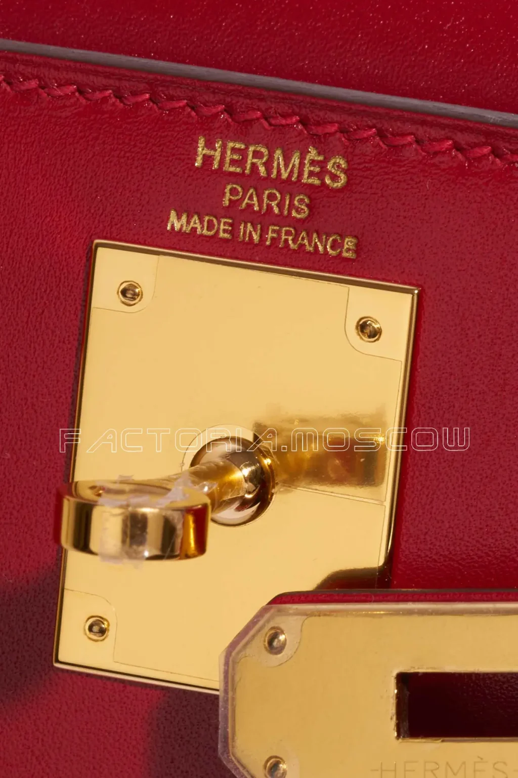 Hermès Kelly 28 Tadelakt Rouge Vif GHW