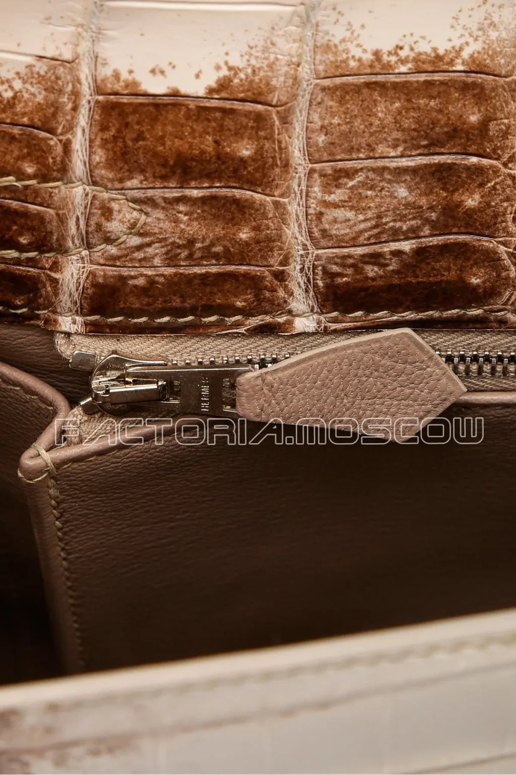 Hermes Kelly Retourne 25 Matte Niloticus Himalaya PHW