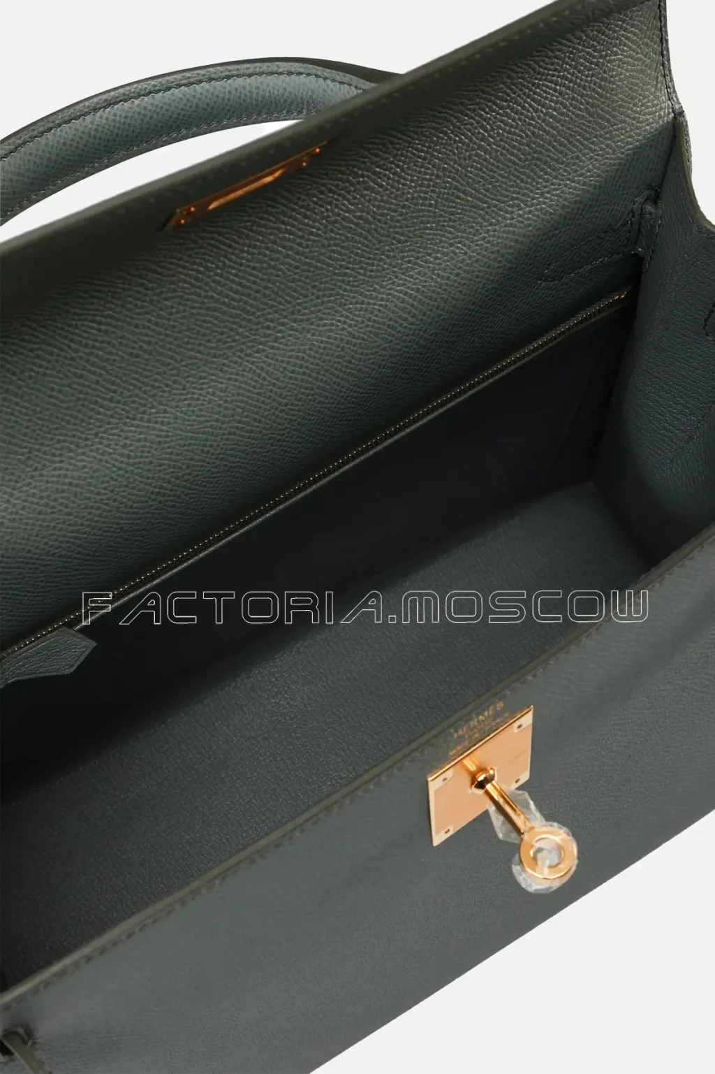 Hermes Kelly 28 Sellier Vert Amande Epsom GHW
