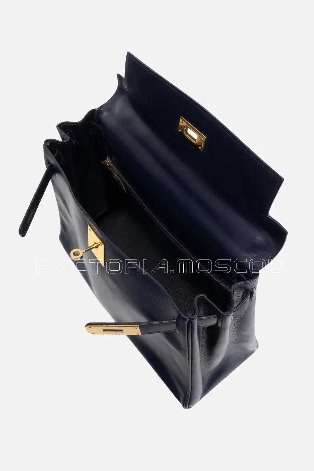 Hermès Kelly Retourne 28 Box Calf Bleu Marine GHW