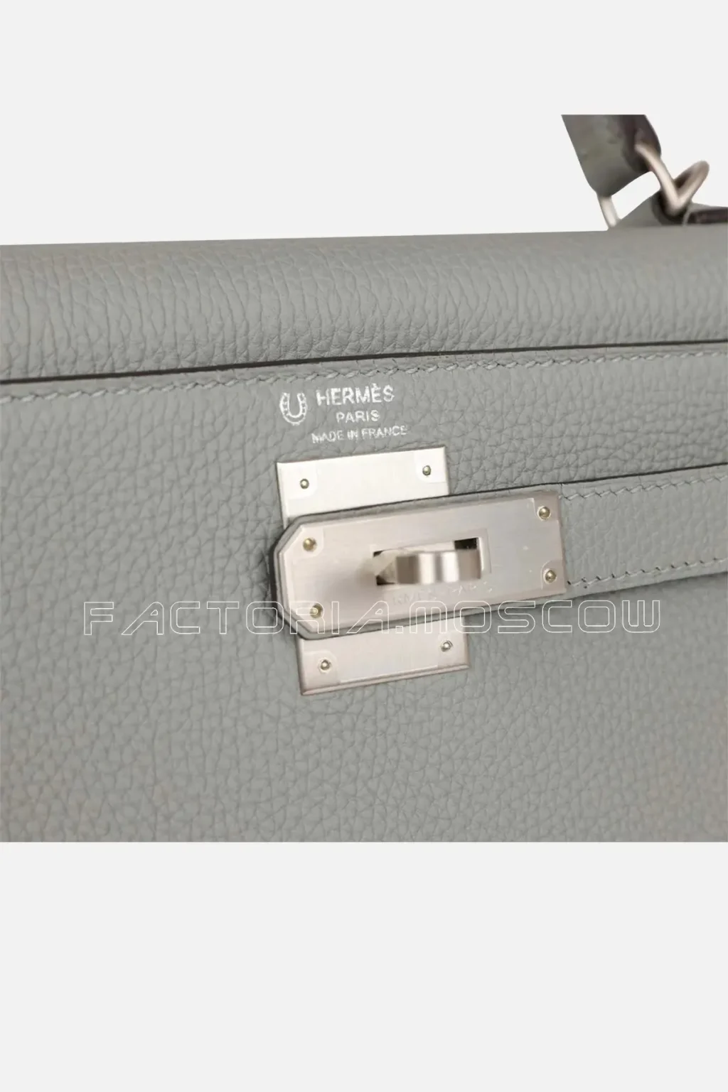 Hermès Special Order (HSS) Kelly Sellier 28 Gris Mouette Verso Togo Brushed PHW