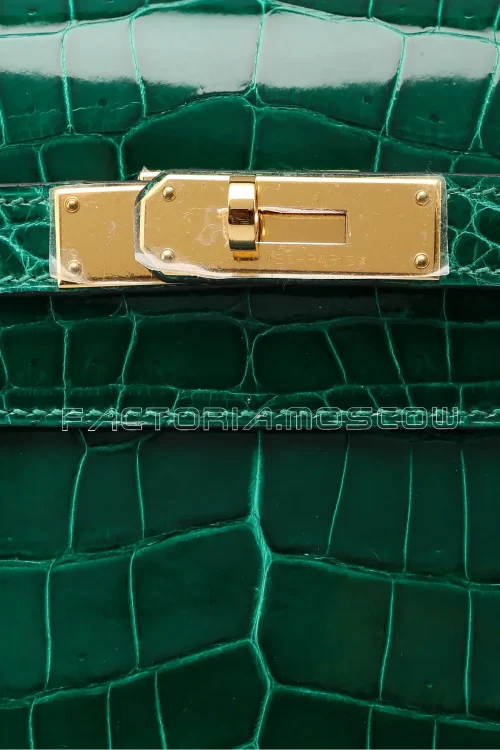 Hermes Kelly Sellier 32 Shiny Niloticus Colour Vert Emeraude GHW