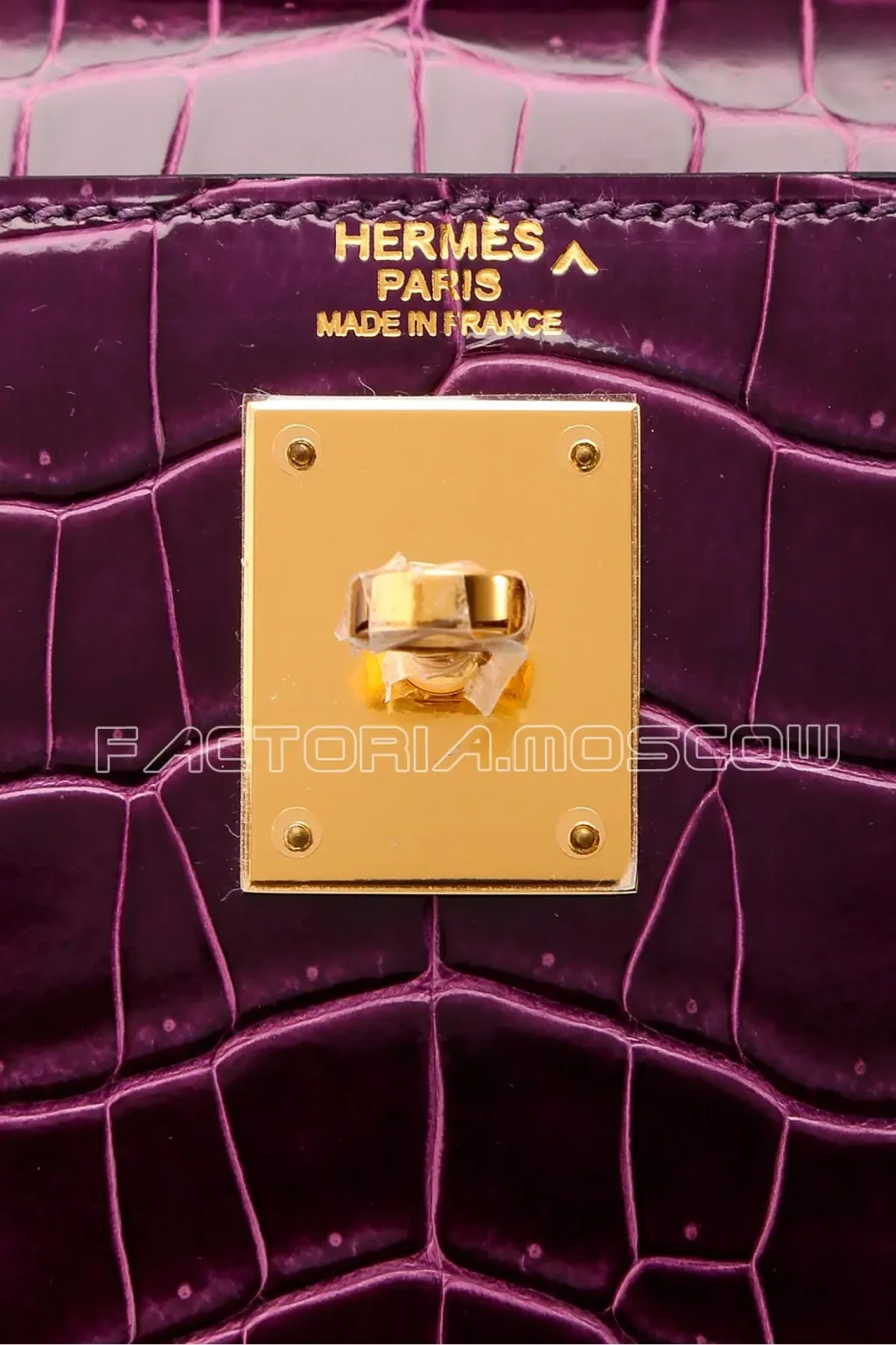 Hermes Kelly Sellier 32 Shiny Porosus Crocodile Cassis GHW