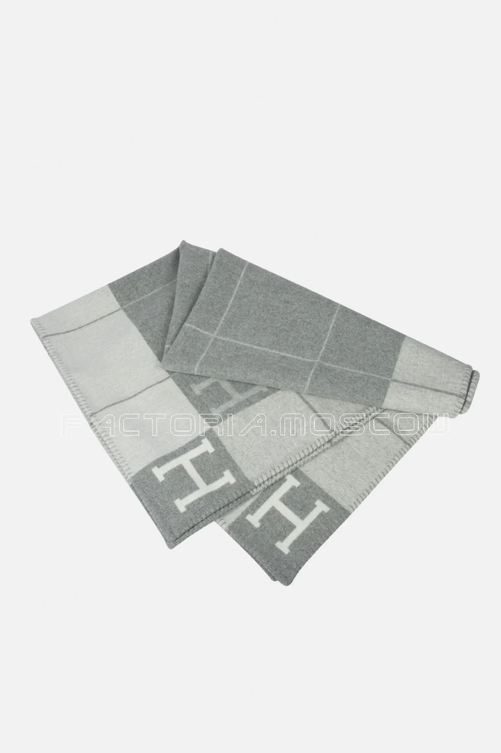 Hermes Avalon III Signature H Gris Clair and Ecru Throw Blanket