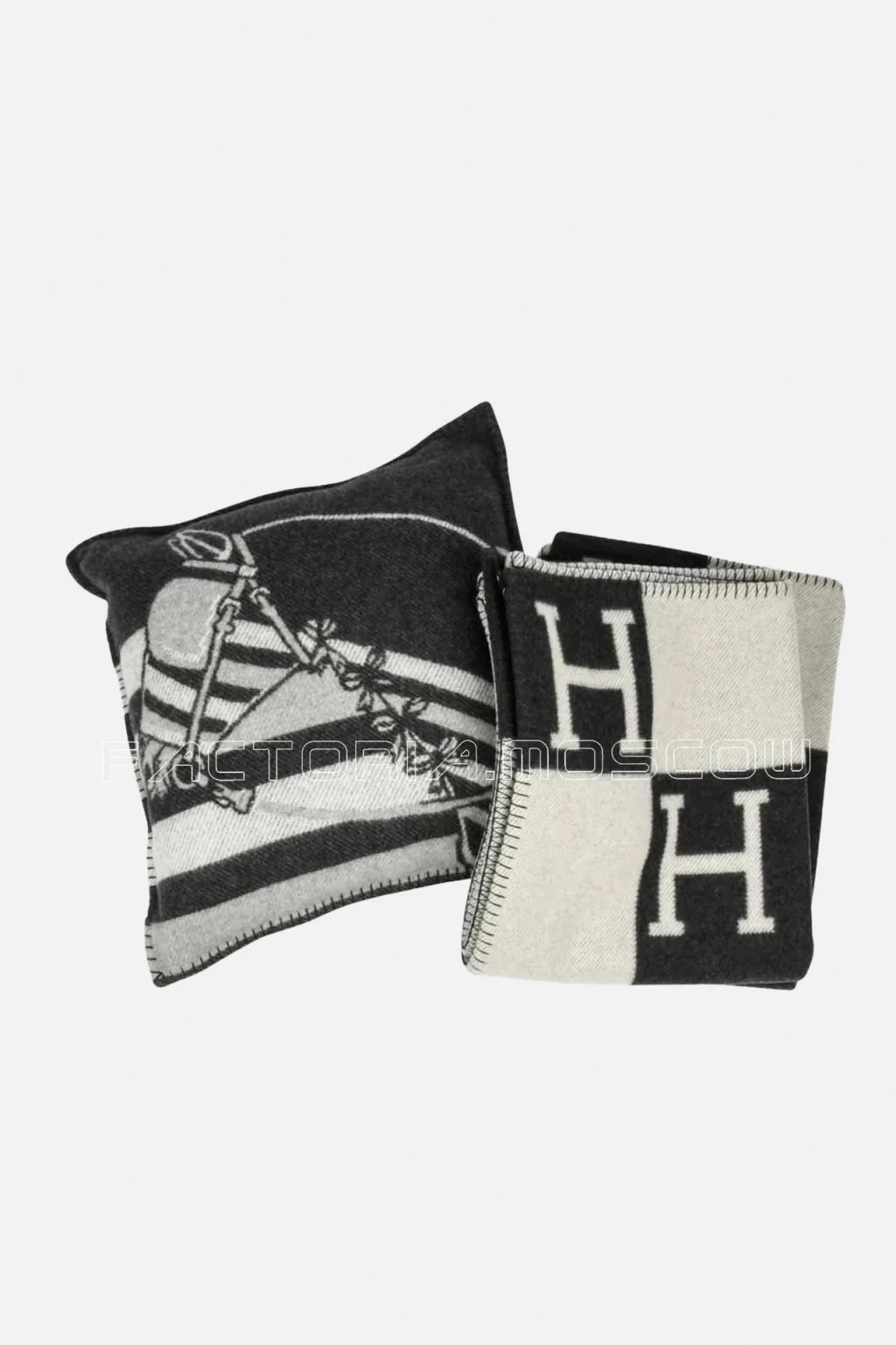 Hermes Blanket Avalon I Signature H Ecru and Gris Fonce Throw Blanket