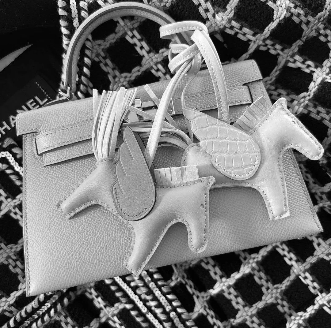 Категория Bag Charms