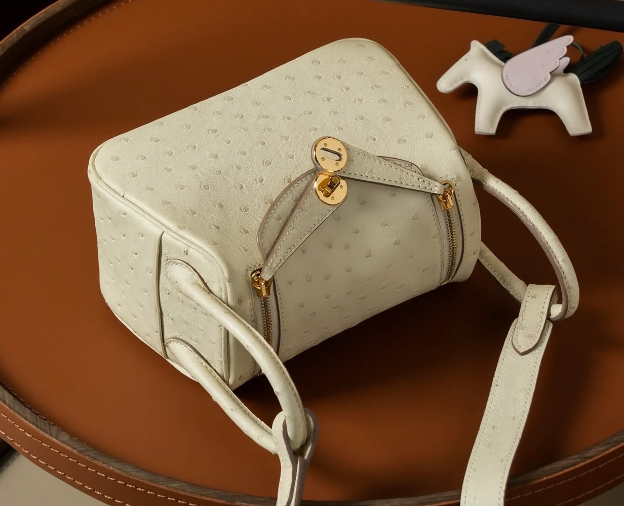 Hermes Lindy 30 Black/Toffee Clemence PHW