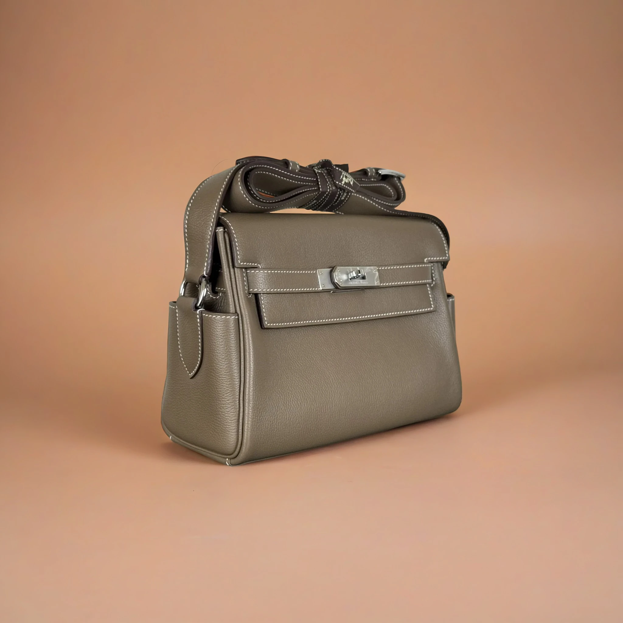 Hermes Kelly Messenger PM Bag Ecorce Evercolor PHW